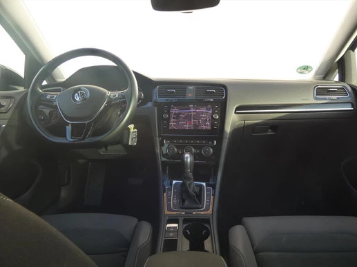 Volkswagen Golf - Afbeelding 12 van 24