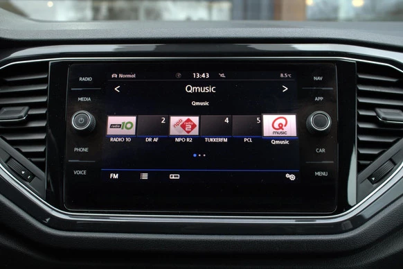 Volkswagen T-Roc - Afbeelding 17 van 30