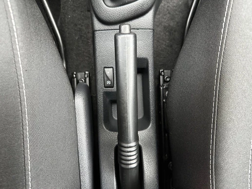 Dacia Logan - Afbeelding 18 van 30