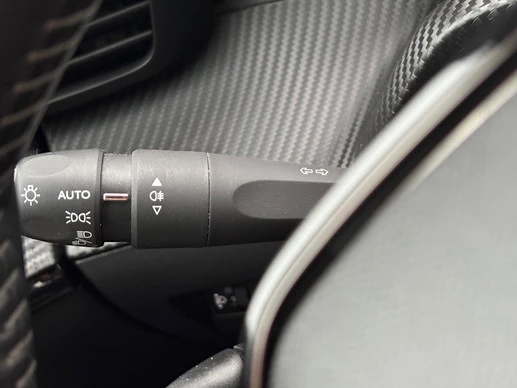 Peugeot 208 - Afbeelding 11 van 30
