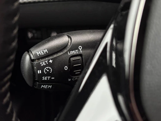 Peugeot 208 - Afbeelding 12 van 30