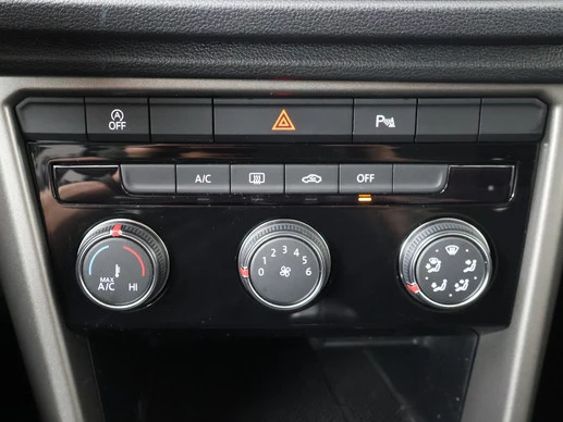 Volkswagen T-Roc - Afbeelding 13 van 30