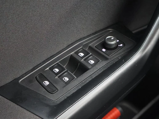 Volkswagen T-Roc - Afbeelding 16 van 30