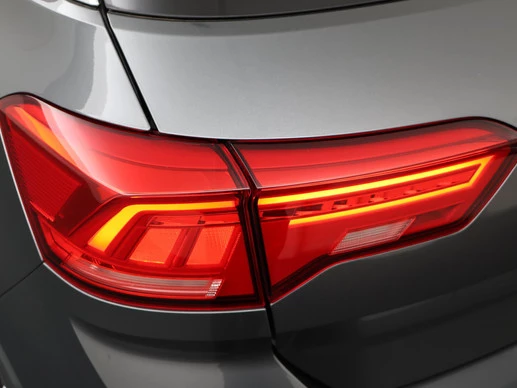 Volkswagen T-Roc - Afbeelding 23 van 30