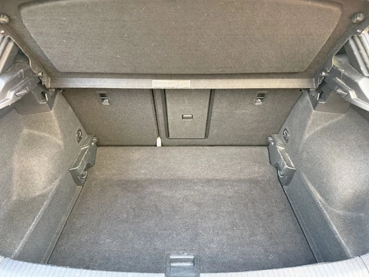 Volkswagen T-Roc - Afbeelding 24 van 30