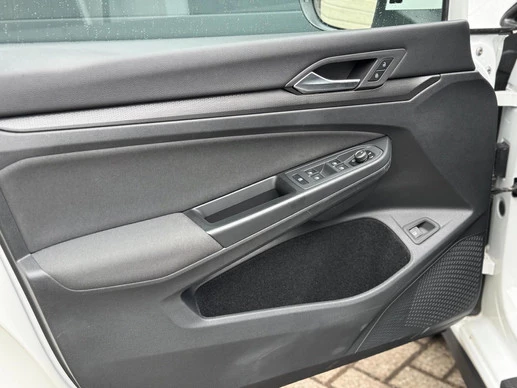 Volkswagen Golf - Afbeelding 21 van 30