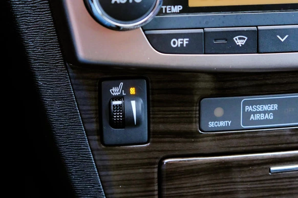 Toyota Avensis - Afbeelding 15 van 30