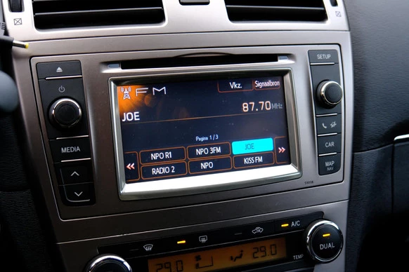 Toyota Avensis - Afbeelding 17 van 30