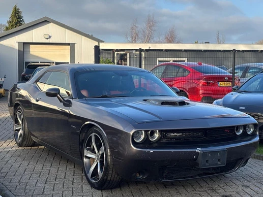 Dodge Challenger - Afbeelding 3 van 19