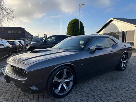 Dodge Challenger - Afbeelding 5 van 19