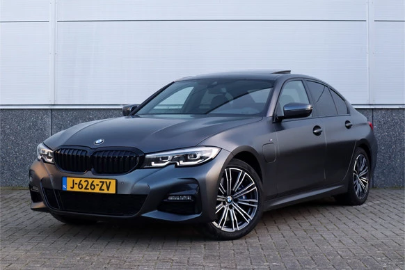 BMW 3 Serie - Afbeelding 1 van 30