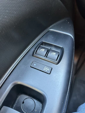 Opel Combo - Afbeelding 18 van 27