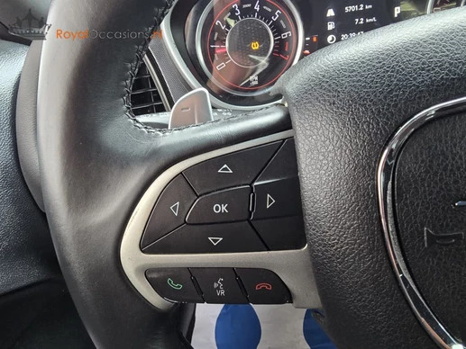 Dodge Challenger - Afbeelding 7 van 30