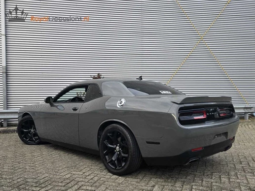 Dodge Challenger - Afbeelding 21 van 30