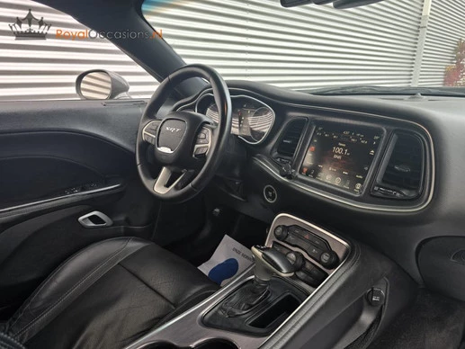 Dodge Challenger - Afbeelding 12 van 30