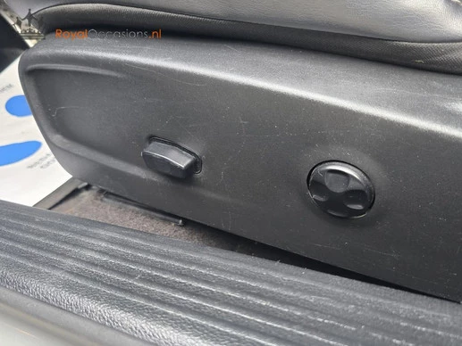 Dodge Challenger - Afbeelding 17 van 30