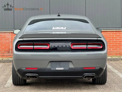 Dodge Challenger - Afbeelding 25 van 30