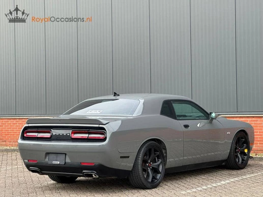 Dodge Challenger - Afbeelding 26 van 30