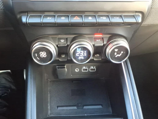 Renault Clio - Afbeelding 23 van 27