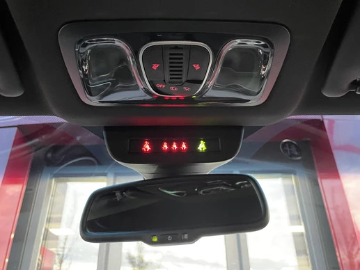 Alfa Romeo Giulietta - Afbeelding 25 van 30