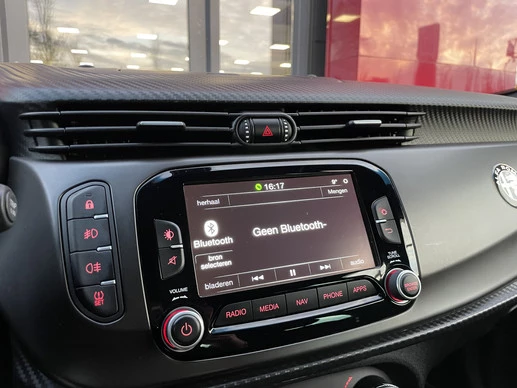 Alfa Romeo Giulietta - Afbeelding 27 van 30