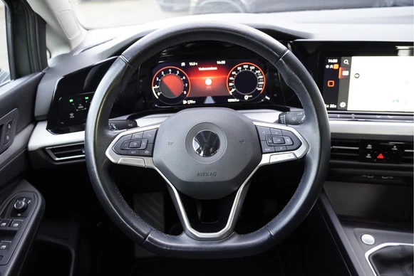 Volkswagen Golf - Afbeelding 21 van 30