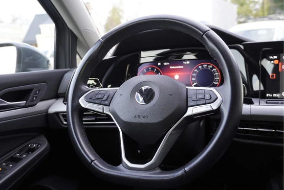 Volkswagen Golf - Afbeelding 22 van 30