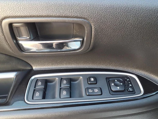 Mitsubishi Outlander - Afbeelding 15 van 28