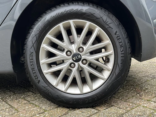 Kia Rio - Afbeelding 9 van 30