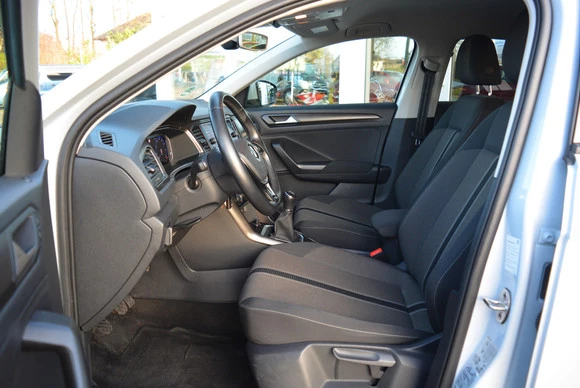 Volkswagen T-Roc - Afbeelding 9 van 26