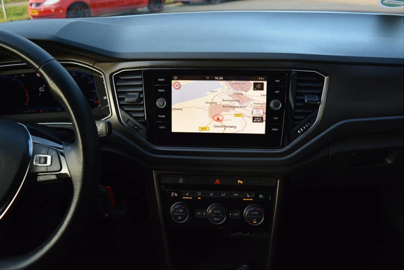 Volkswagen T-Roc - Afbeelding 16 van 26