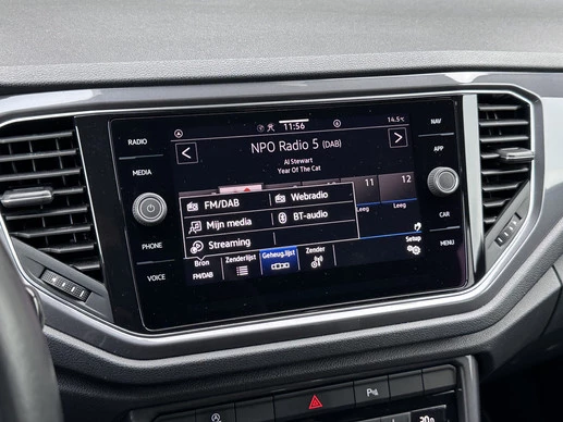 Volkswagen T-Roc - Afbeelding 26 van 30