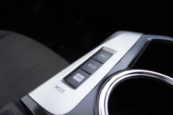 Toyota Prius - Afbeelding 24 van 30