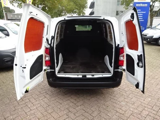 Peugeot Partner - Afbeelding 8 van 28