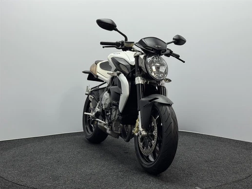 MV Agusta Brutale - Afbeelding 4 van 17