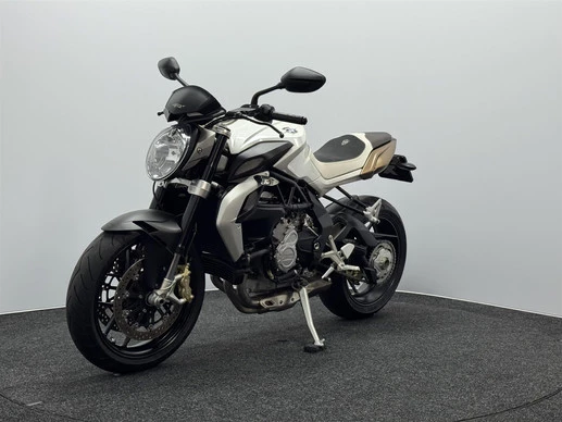 MV Agusta Brutale - Afbeelding 7 van 17