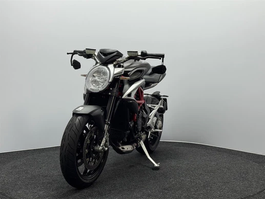 MV Agusta Brutale - Afbeelding 6 van 18