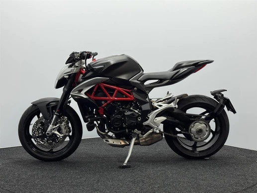 MV Agusta Brutale - Afbeelding 9 van 18