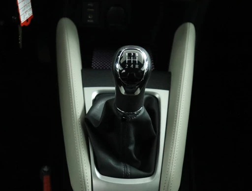 Nissan Micra - Afbeelding 27 van 30