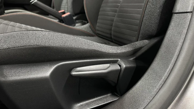 Peugeot 208 - Afbeelding 23 van 30