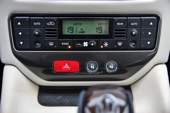 Maserati GranTurismo - Afbeelding 22 van 30