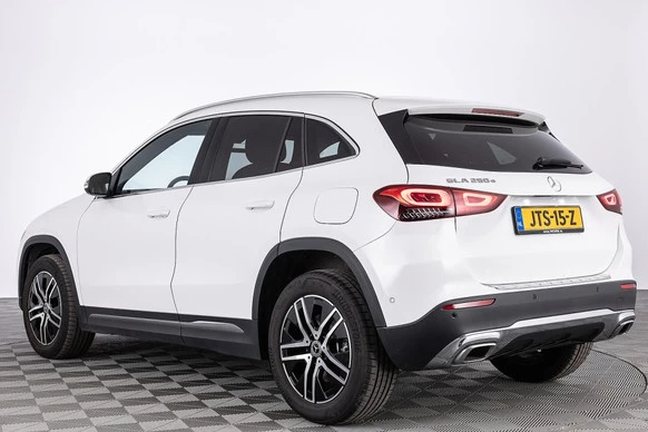 Mercedes-Benz GLA - Afbeelding 2 van 30