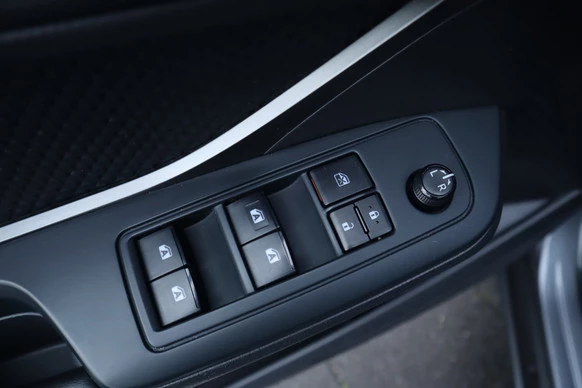Toyota C-HR - Afbeelding 29 van 30