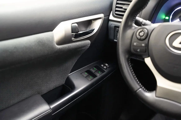 Lexus CT - Afbeelding 22 van 30