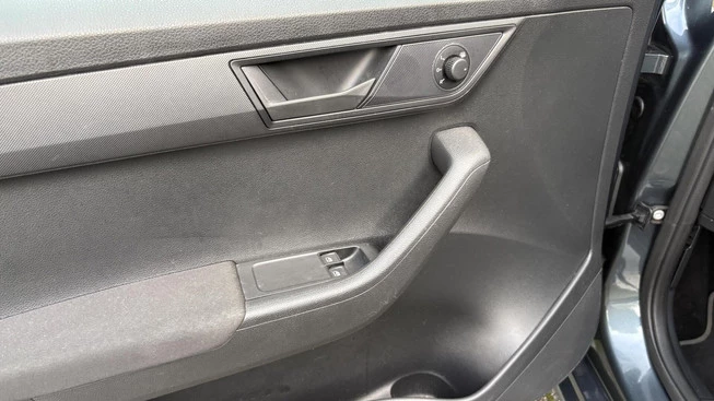 Škoda Fabia - Afbeelding 12 van 15