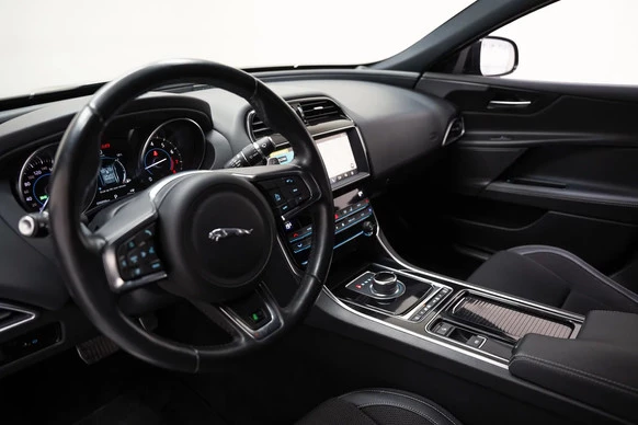Jaguar XE - Afbeelding 15 van 30