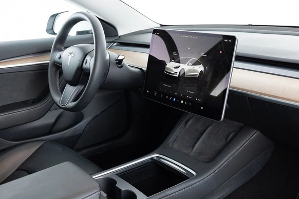 Tesla Model 3 - Afbeelding 3 van 6