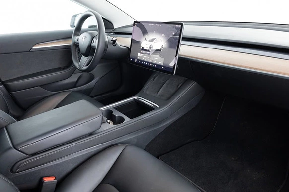 Tesla Model 3 - Afbeelding 4 van 23