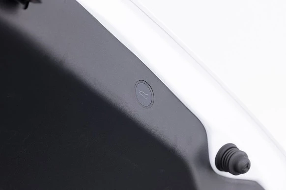 Tesla Model 3 - Afbeelding 10 van 23