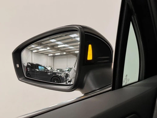 Volkswagen Tiguan - Afbeelding 14 van 28